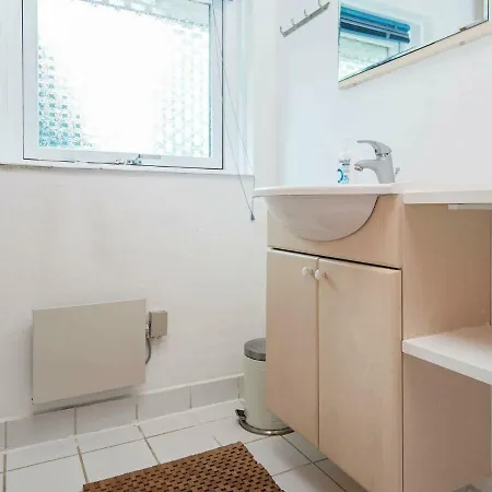 Three-bedroom Holiday In 27 Ebeltoft